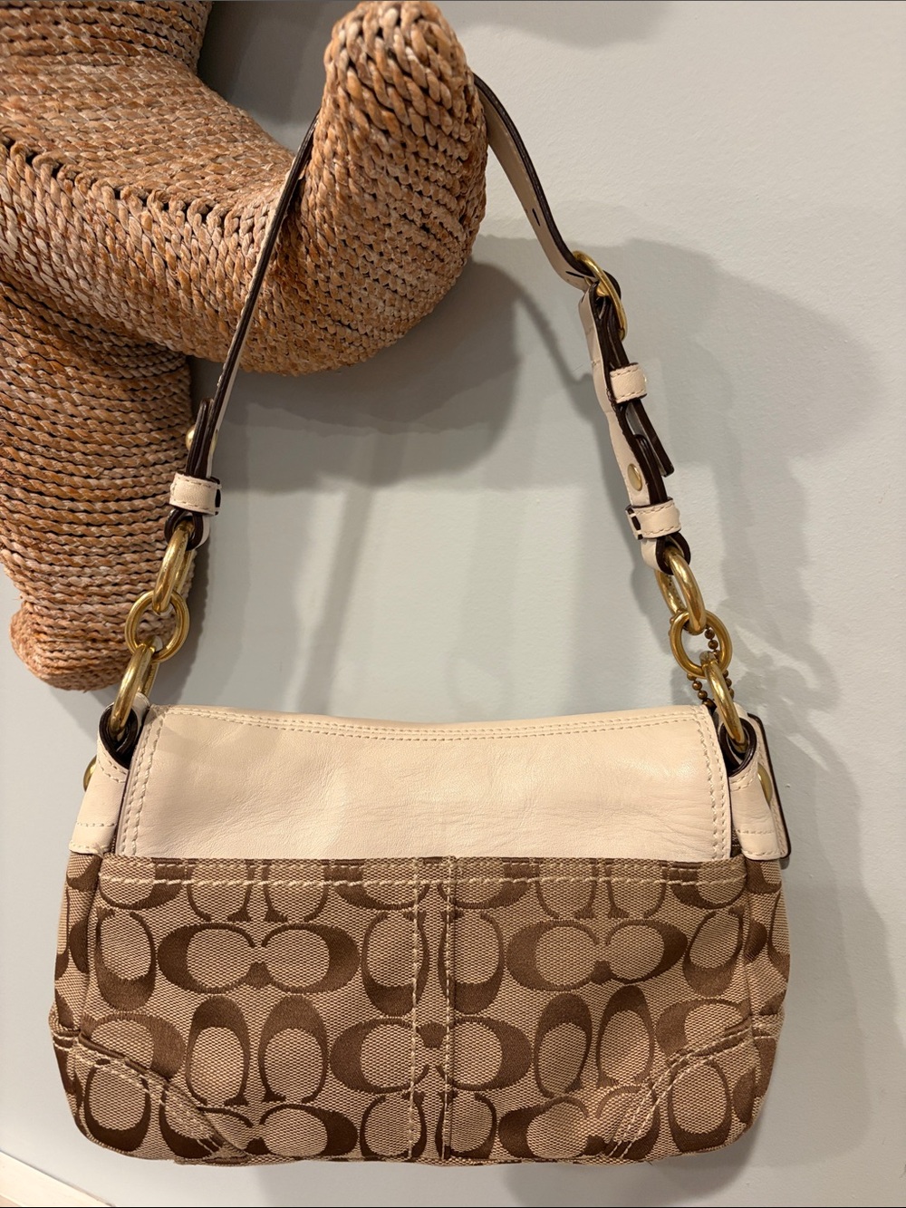 Coach Bleecker Signature Small Shoulder Bag in Khaki/Chalk - Picture 5 of 12